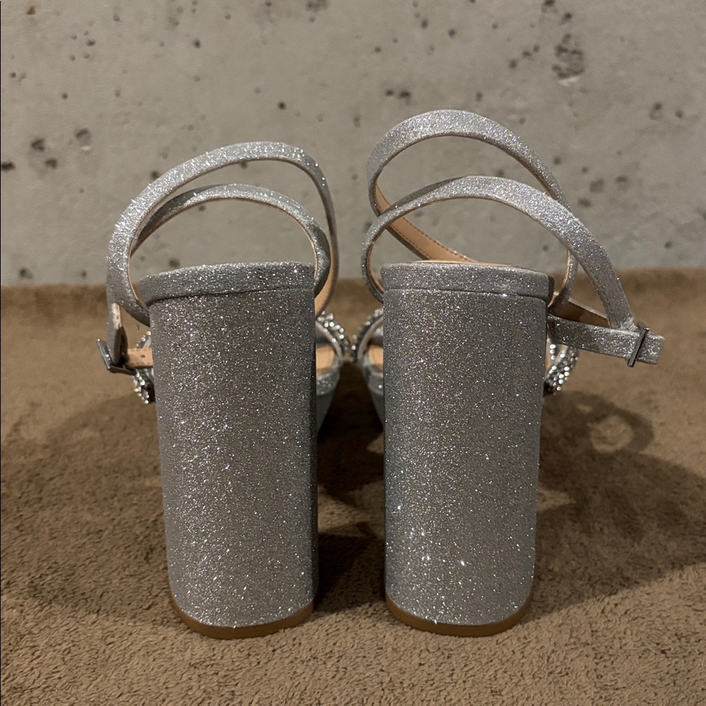 Jewel Badgley Mischka Silver Rochel Platform Heels W/ Gemstone Straps - Size 8 - Picture 7 of 9